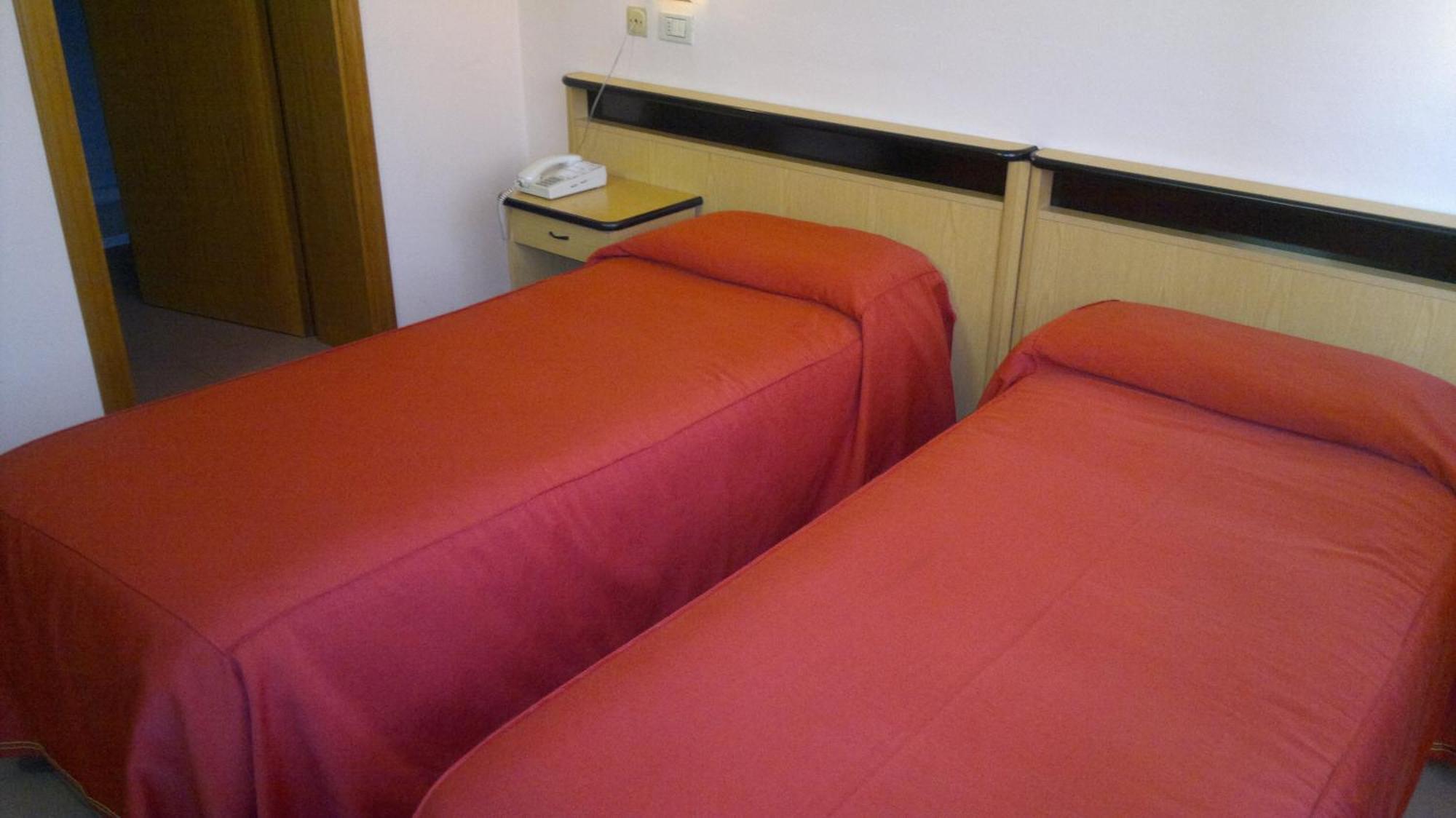 Hotel Centrale Argenta エクステリア 写真